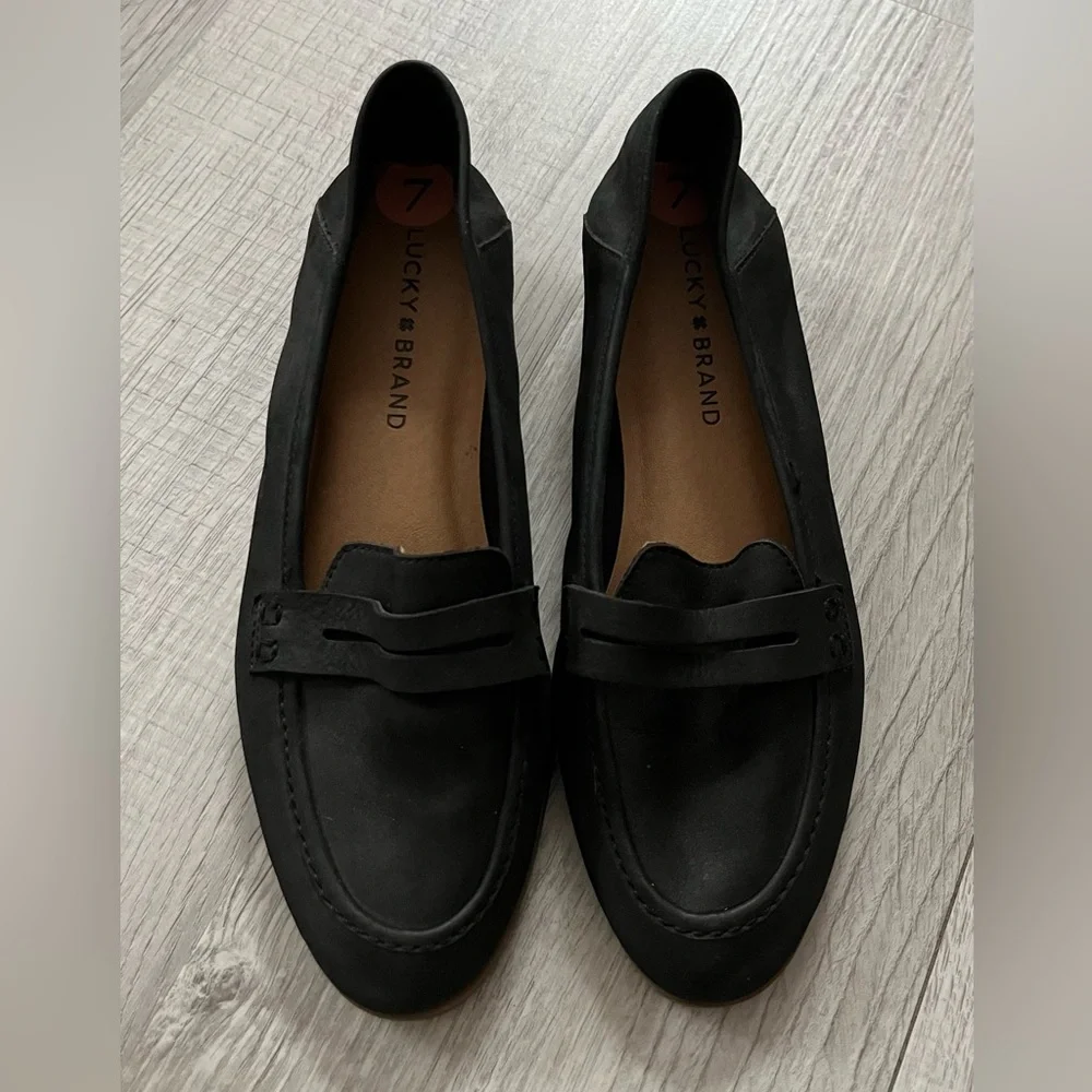 Lucky Brand Black Suede Leather Caylon Loafers size 7